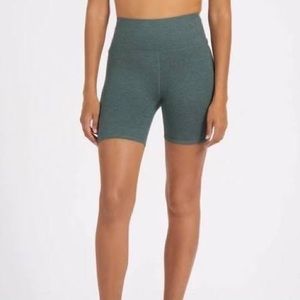 Vuori Clean Elevation Shorty